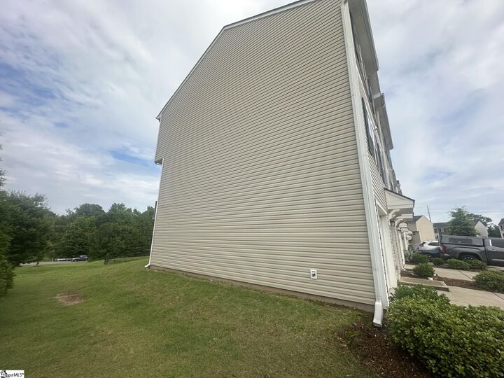Property Photo:  318 Parkridge Way  SC 29680 