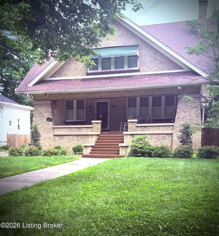 Property Photo:  4611 Southern Pkwy  KY 40214 