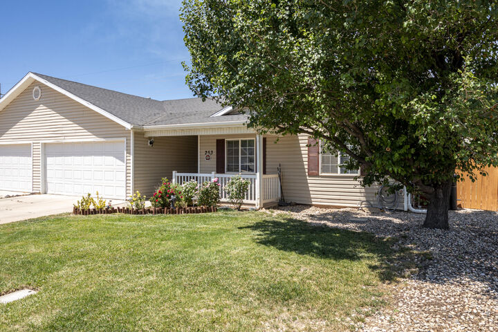 Property Photo:  253 N 4300 W  UT 84720 