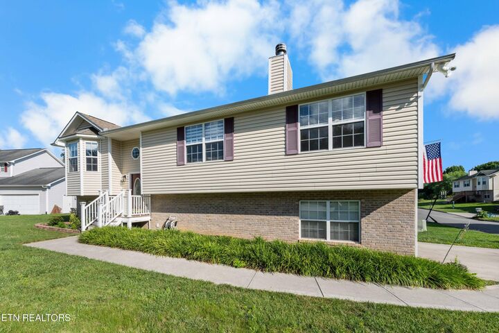 Property Photo: 6920 Rambling Brooks Lane TN 37918