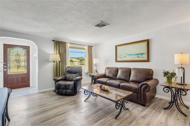 Property Photo:  979 Kimball Road  FL 34293 