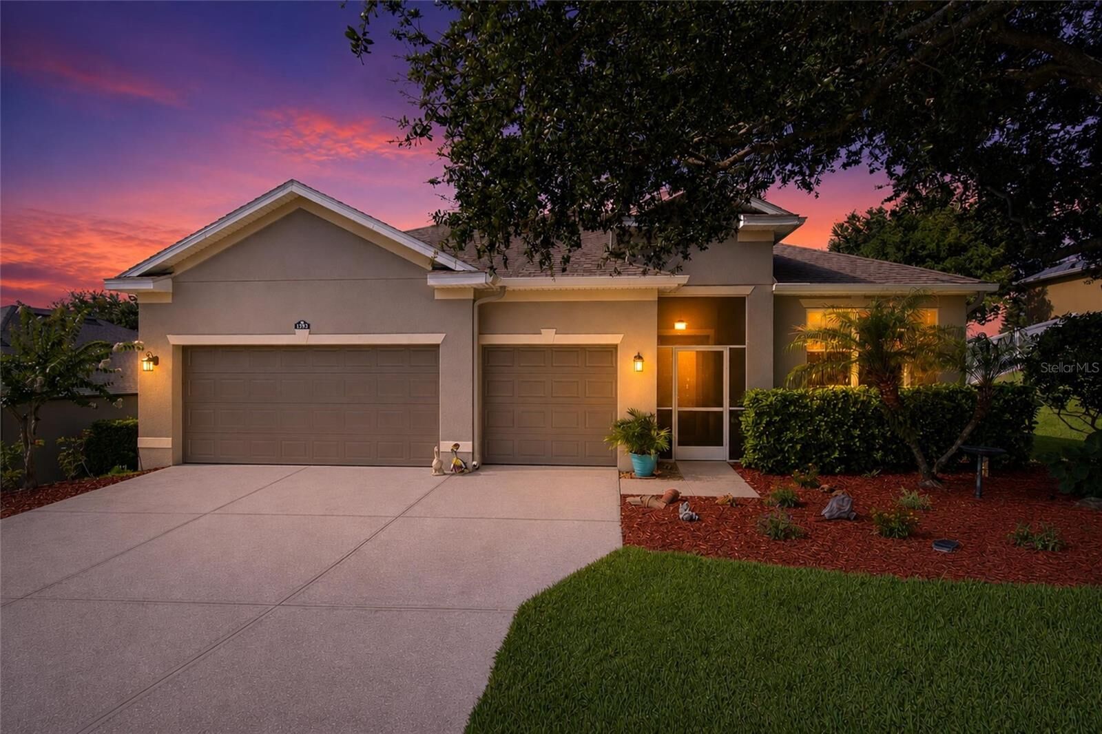 Property Photo:  1893 Sanderling Drive  FL 34711 