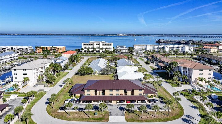Property Photo: 240 Lewis Circle 513 FL 33950