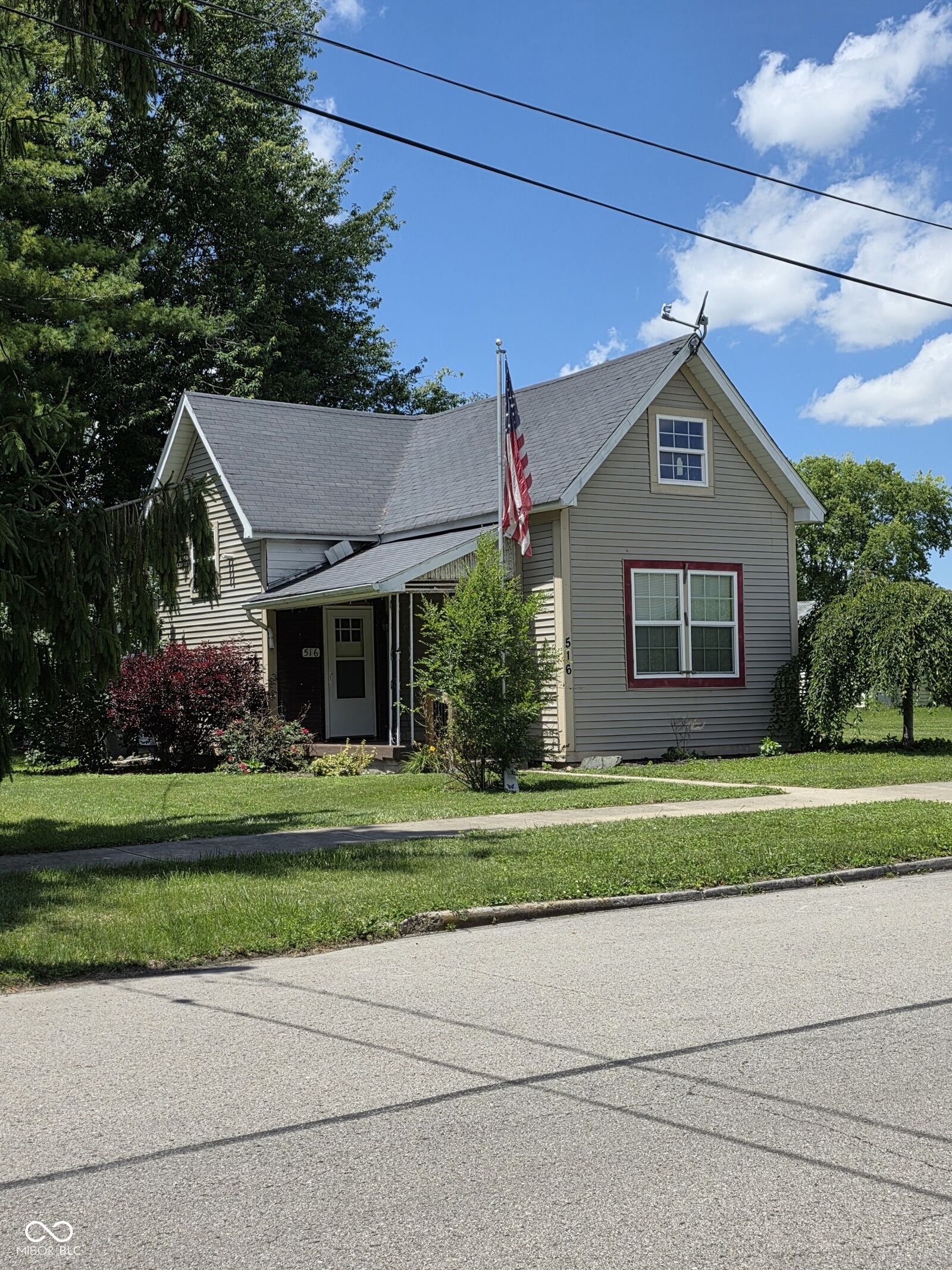 Property Photo: 516 N Independence Street IN 46072