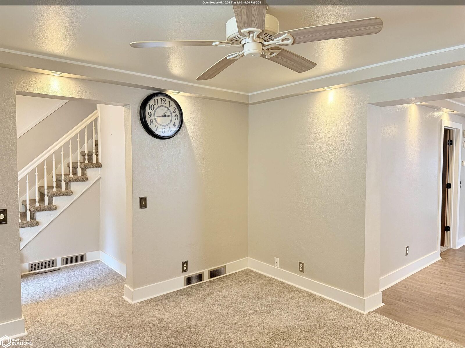 Property Photo:  712 Main Street  IA 50126 