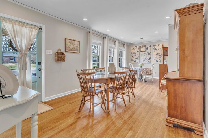 Property Photo:  1383 S White Station Rd  TN 38117 