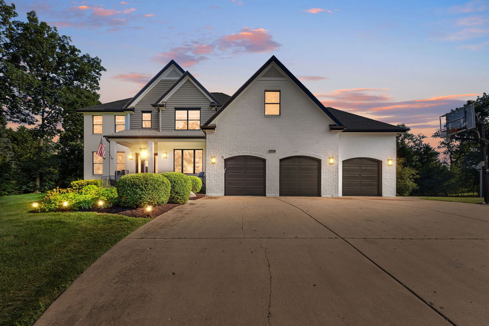 Property Photo:  720 Saddle Ridge  IL 60012 
