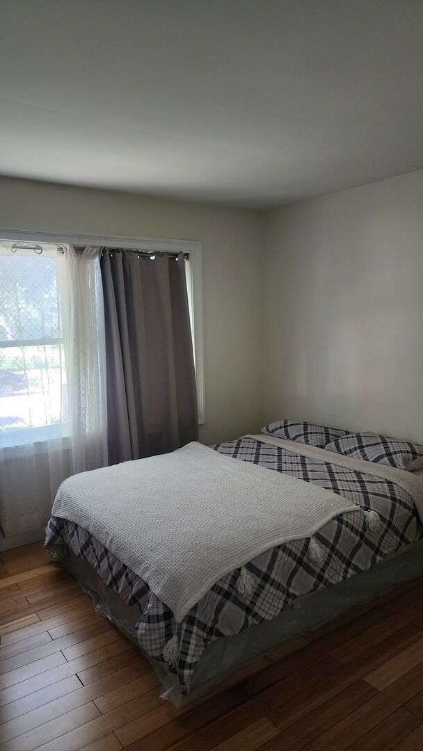 Property Photo:  420 Robinhood Drive  IL 60505 