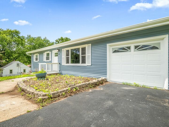 Property Photo: 198 Winona Drive IL 61115