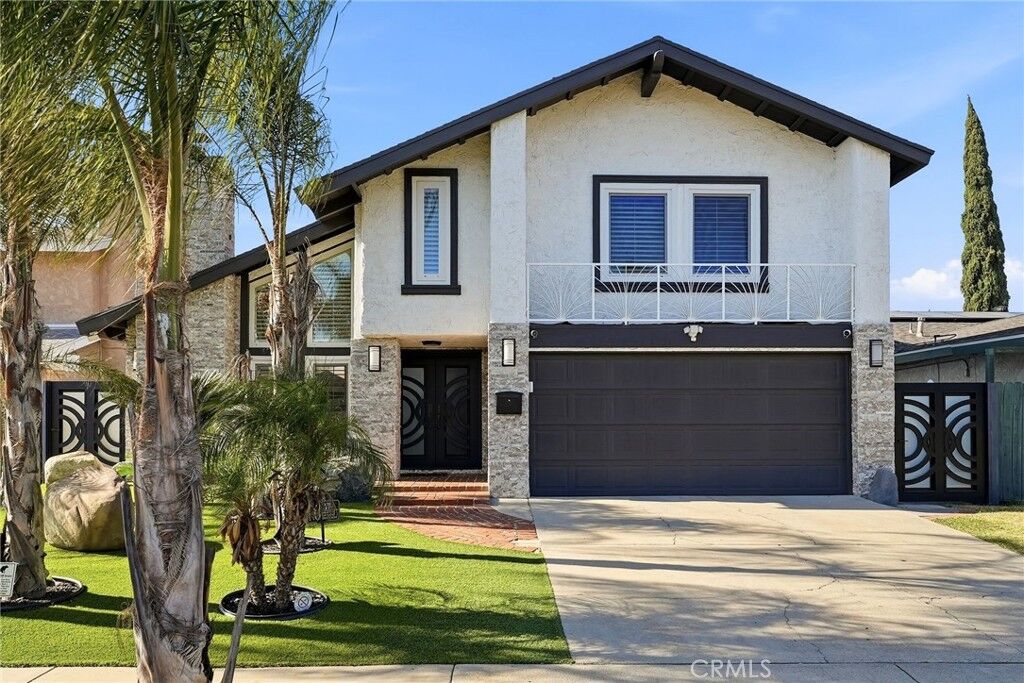 Property Photo:  19927 Cantara  CA 91306 