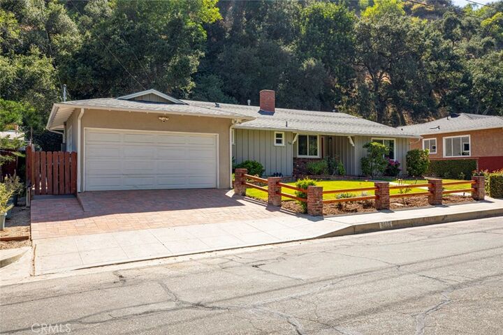 Property Photo: 3585 El Lado CA 91208