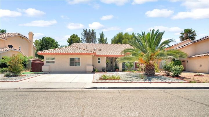 Property Photo:  2608 Overland Avenue  CA 93536 