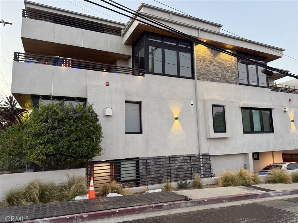 Property Photo: 800 Bard CA 90254
