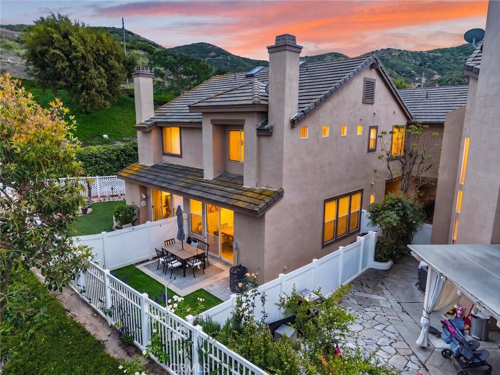 Property Photo: 1366 S Country Glen Way CA 92808