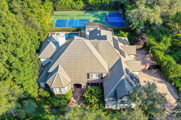 Property Photo: 7395 Shelborne Drive CA 95746