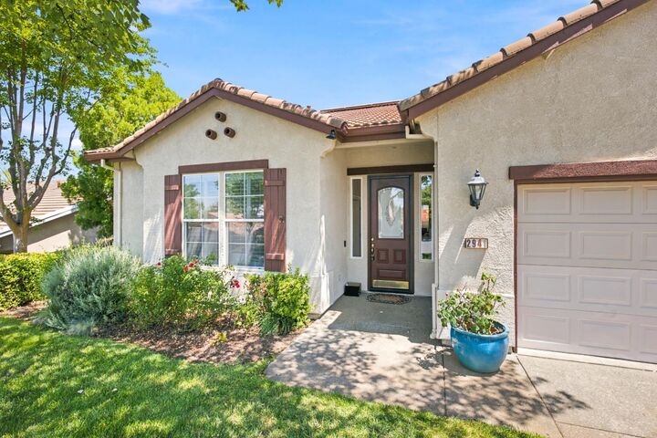 Property Photo: 2941 Cricket Club Court CA 95765