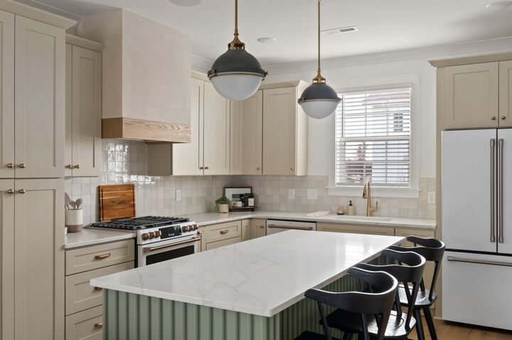 Property Photo:  504 Edwin St 38  TN 37207 