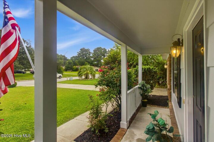 Property Photo: 201 Greenbriar Drive NC 28546