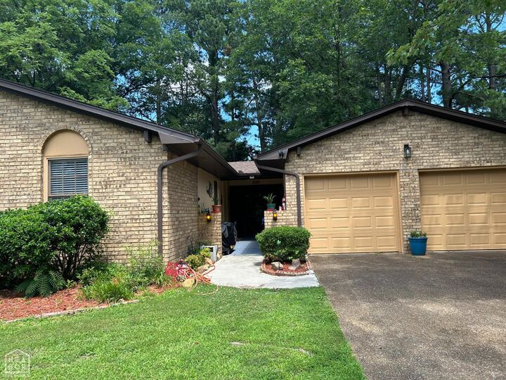 Property Photo:  2104 Indian Trails Street  AR 72401 