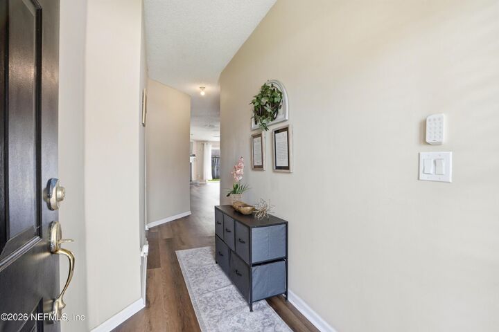 Property Photo:  3239 Deuce Court  FL 32277 