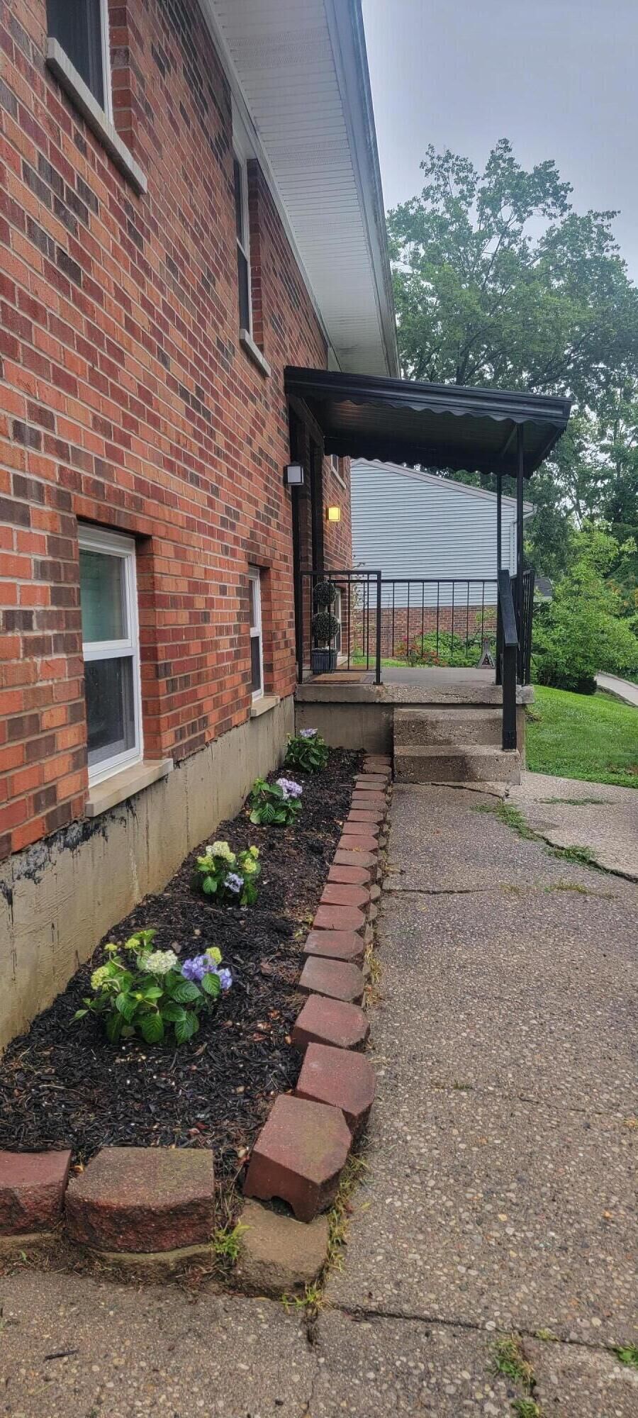 Property Photo:  1232 E Henry Clay Avenue  KY 41011 