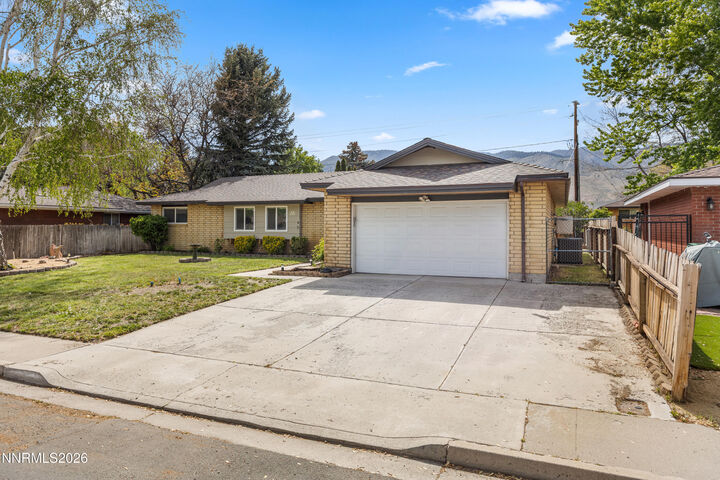 Property Photo:  904 Saratoga Way  NV 89703 