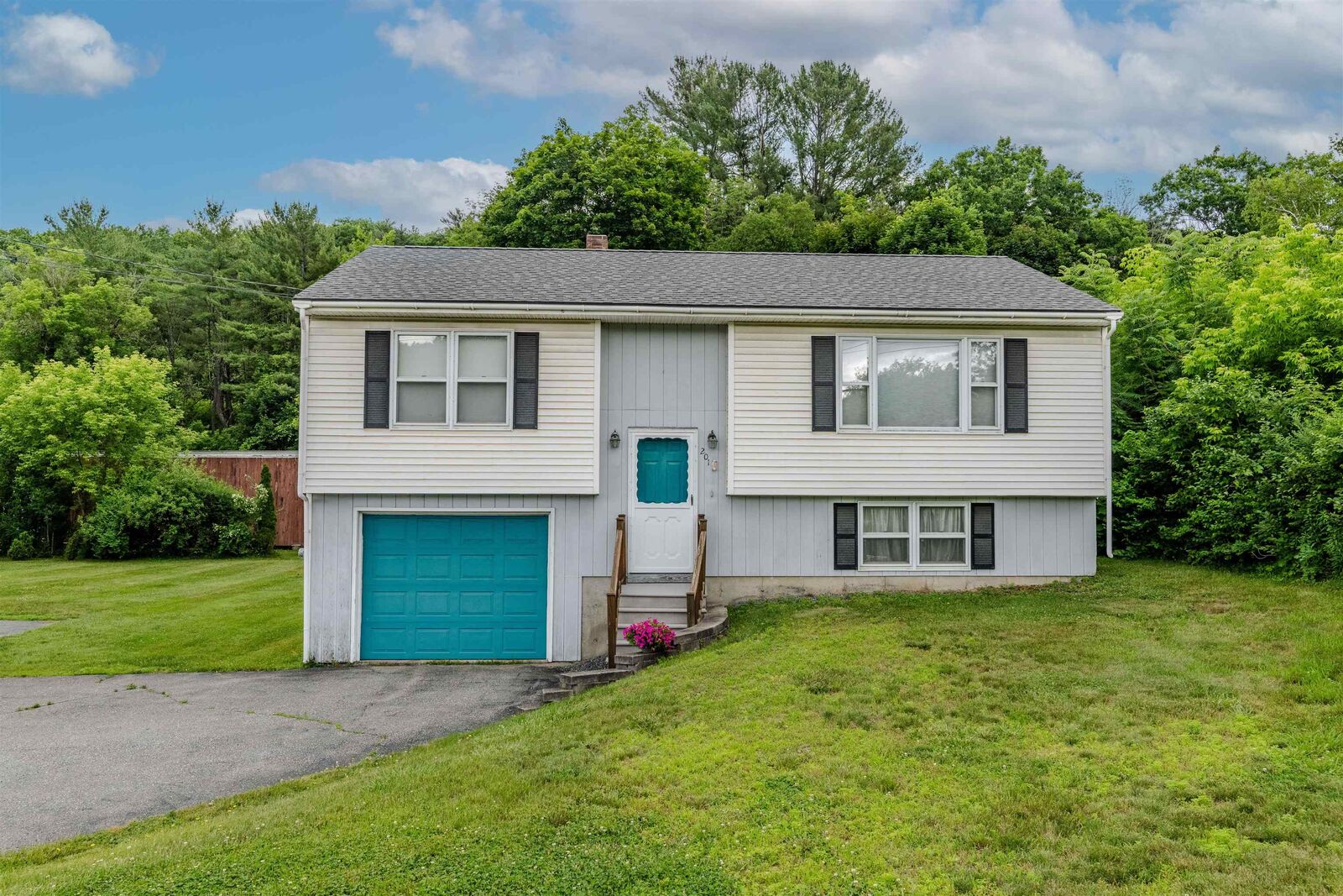 Property Photo:  201 Bank Street Extension  NH 03766 