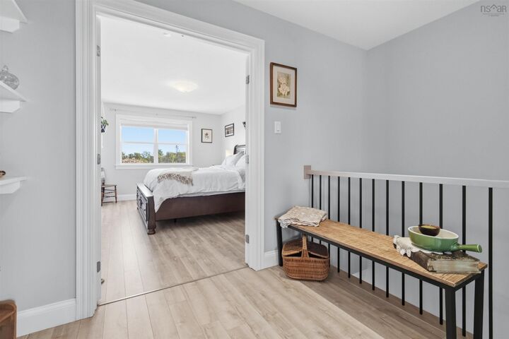 146 Maple Grove Avenue — photo 1