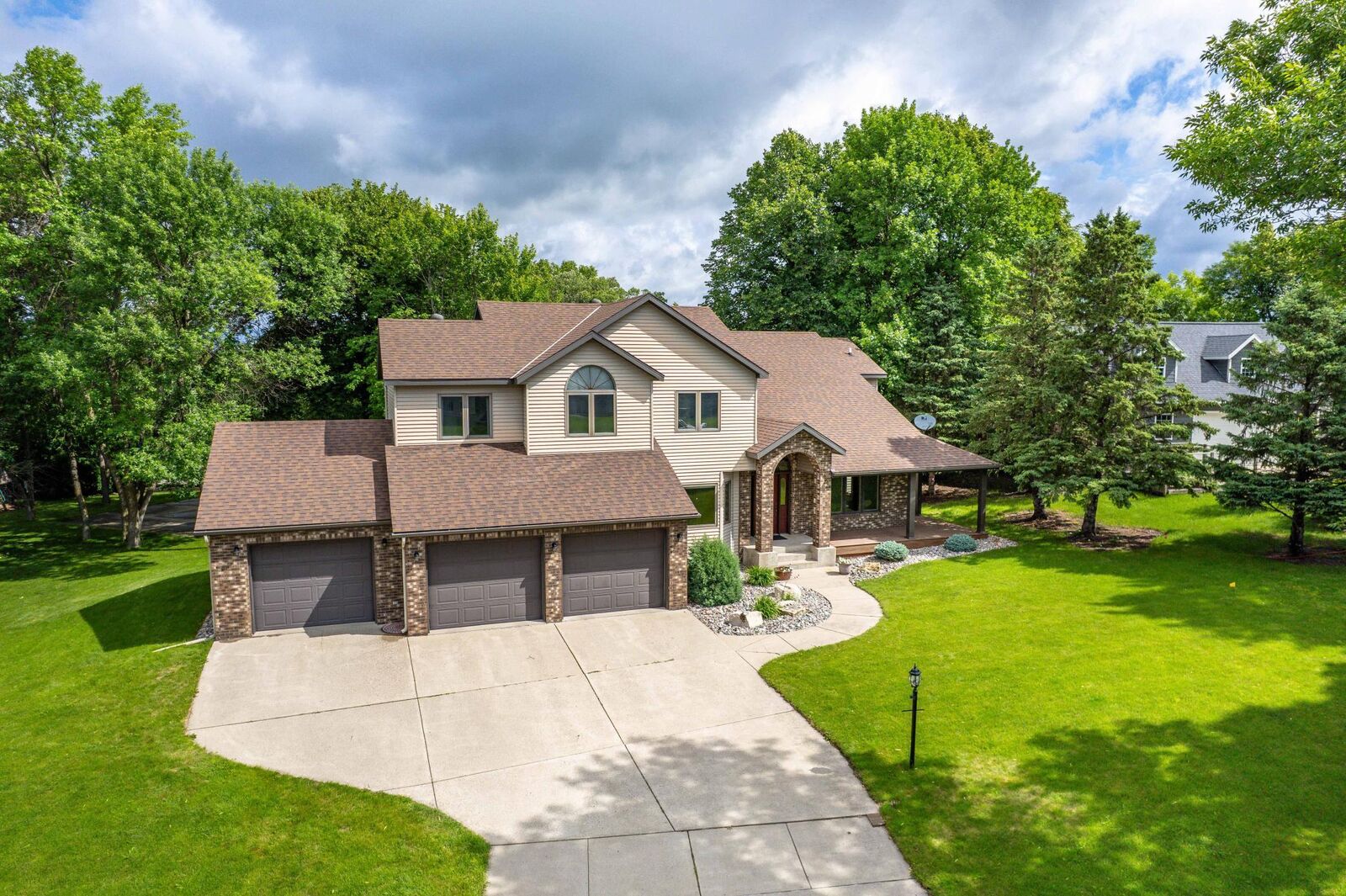Property Photo:  1098 Westside Drive  MN 56537 