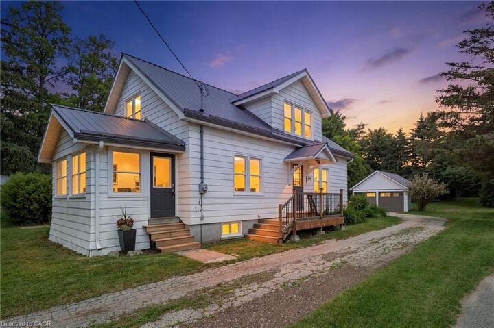 Property Photo: 471 Church Street E ON N4B 1V2