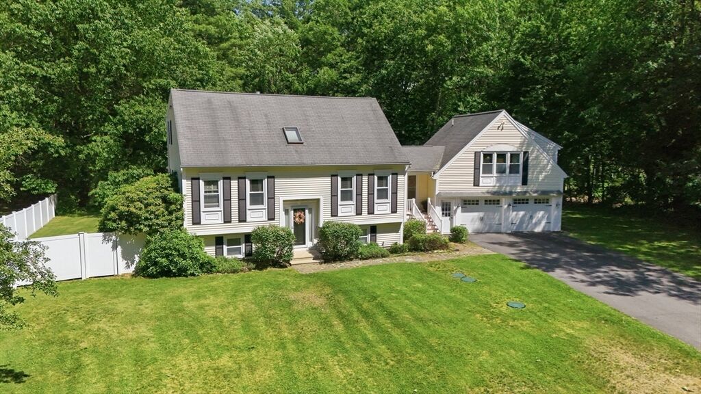 Property Photo:  16 Fairview Farm Rd  MA 01832 