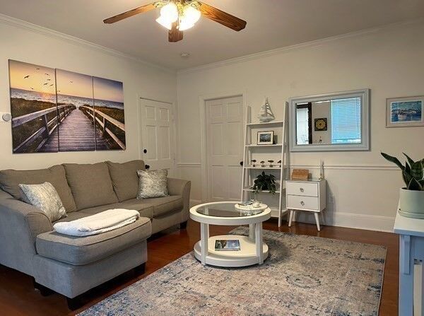 Property Photo:  66 Telegraph St 1  MA 02127 