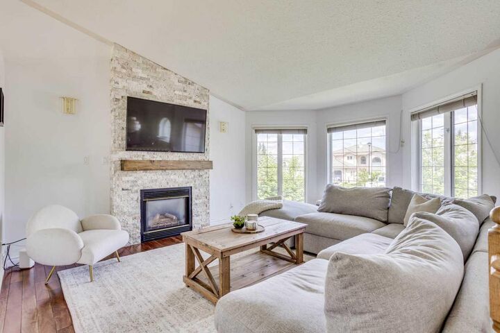 Property Photo:  176 Burton Place  AB T9K 1V4 