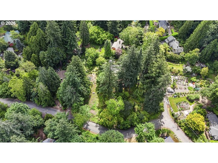 Property Photo: SW 16th Dr OR 97219