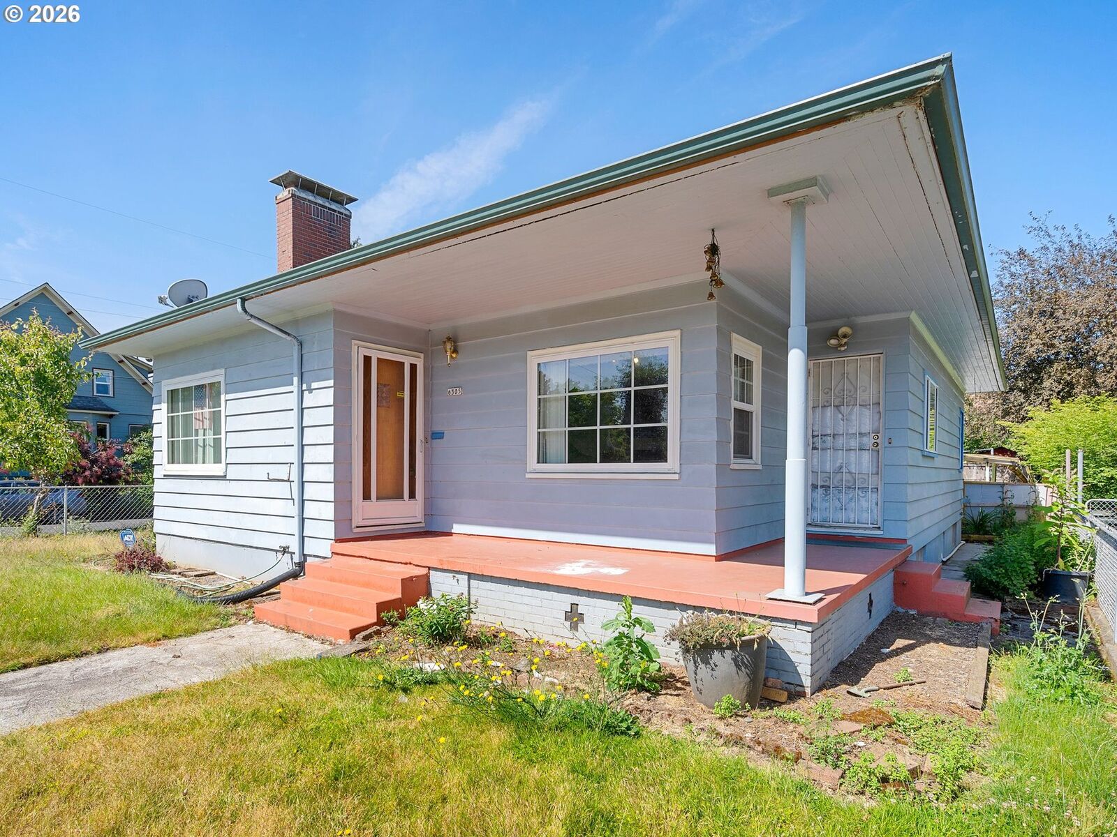 Property Photo: 6305 N Denver Ave OR 97217