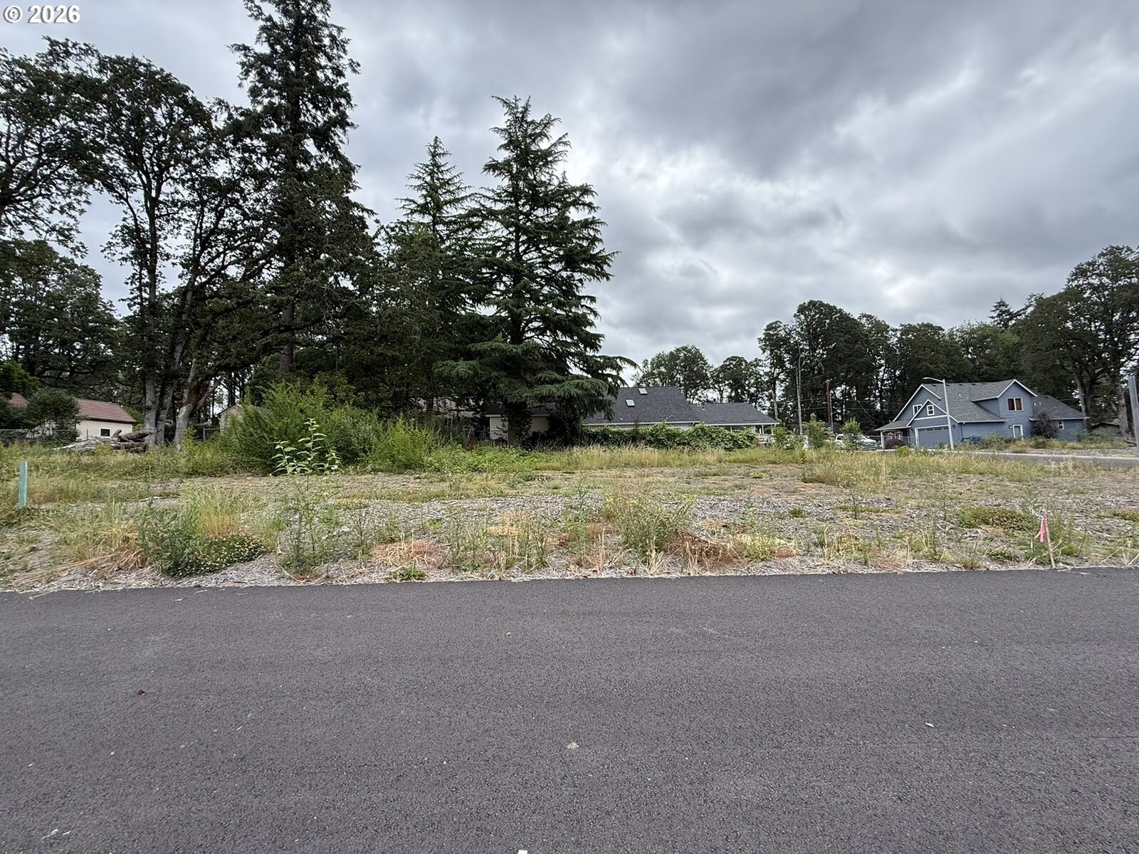 Property Photo: 3113 SE Merlot Rd OR 97267