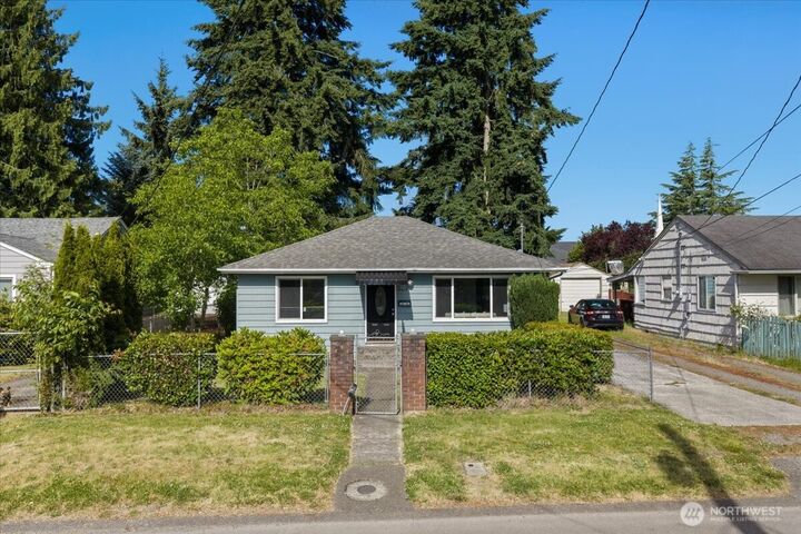 Property Photo:  8618  Tacoma Avenue S  WA 98444 