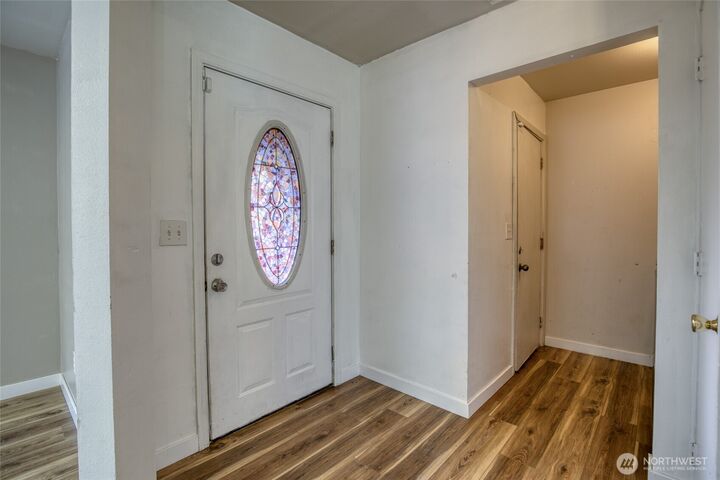 Property Photo:  1505  Glen Court  WA 98520 