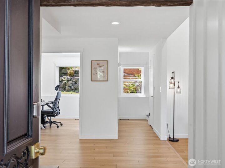Property Photo:  6914  163rd Place SW  WA 98026 