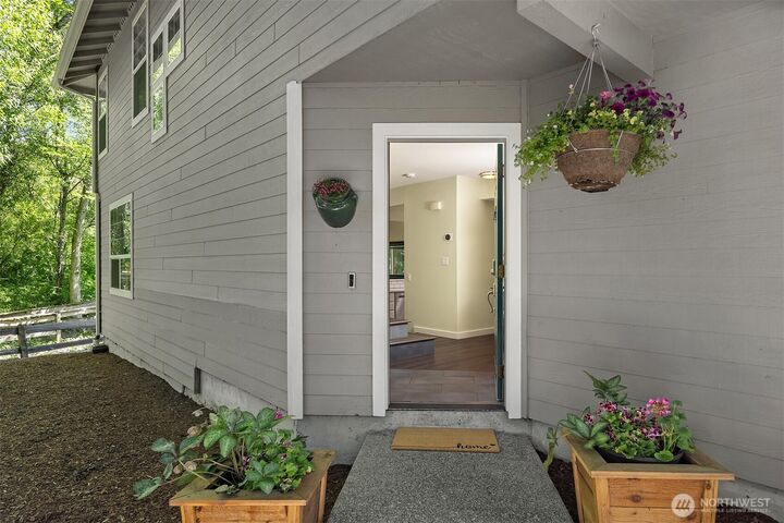 Property Photo: 14714 53rd Avenue W 128 WA 98026
