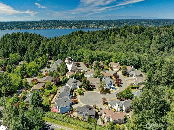 Property Photo: 7619 NE 125th Street WA 98034