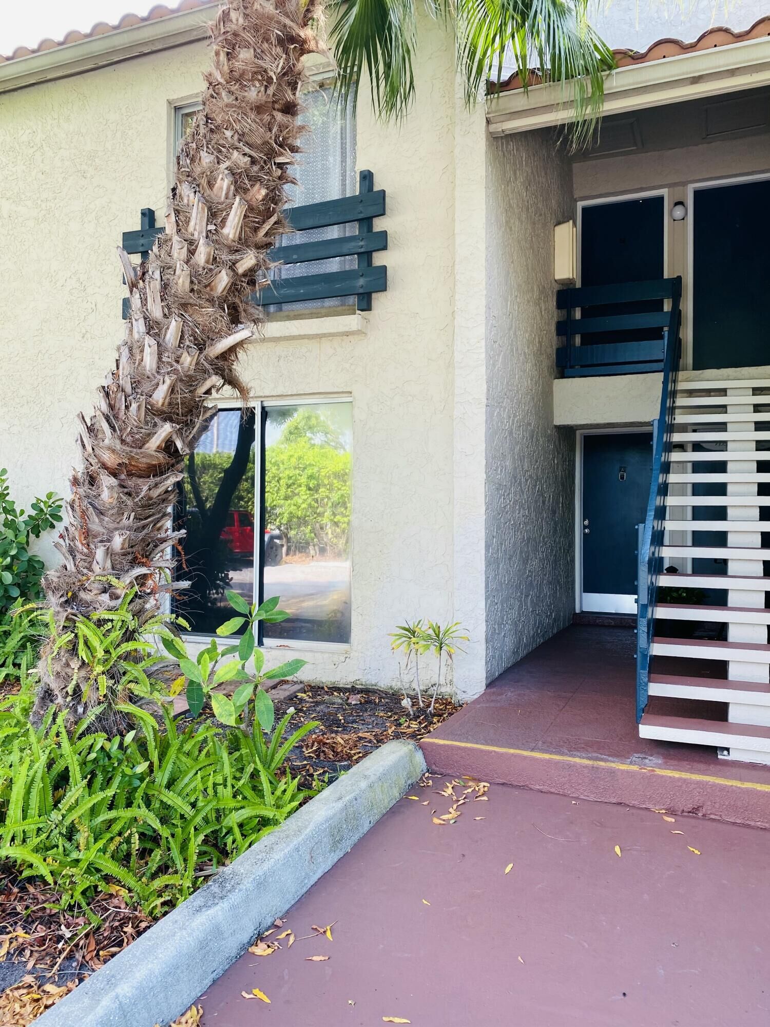 Property Photo: 5268 NE 6th Avenue A28 FL 33334