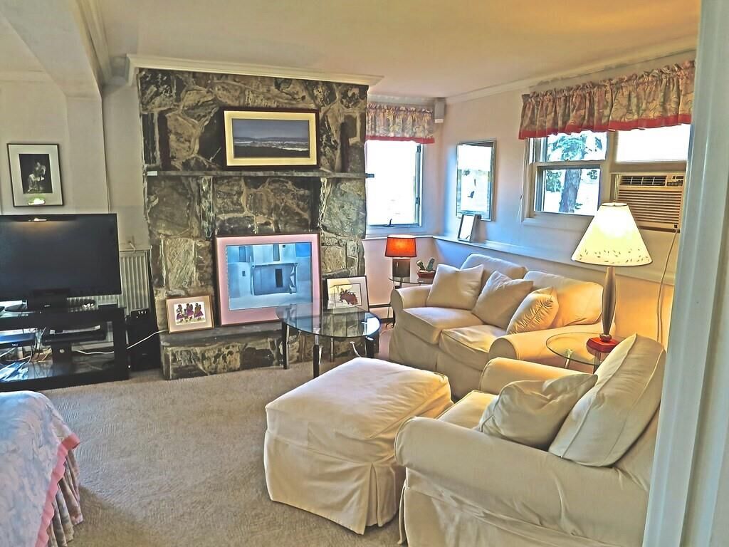Property Photo:  20 Thorpe Avenue  RI 02871 