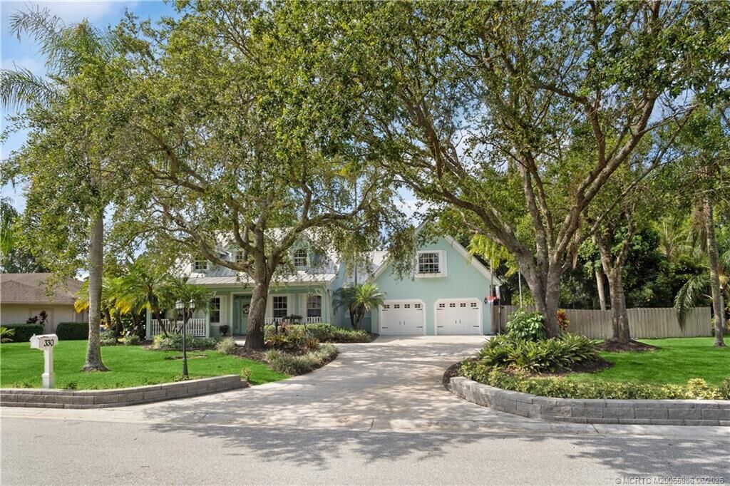 Property Photo: 330 SE Southwood Trail FL 34997