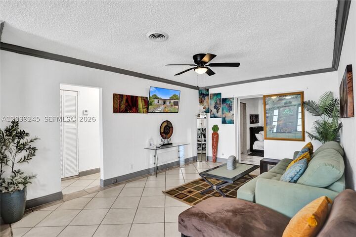 Property Photo: 6280 SW 8th Pl FL 33068