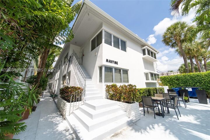 Property Photo: 1616 Euclid Ave 2 FL 33139