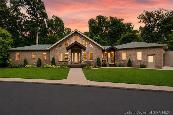 Property Photo: 7438 Kensington Road IN 47136