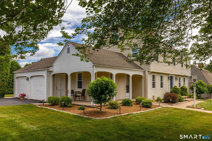 Property Photo:  7 Lantern Lane  CT 06109 