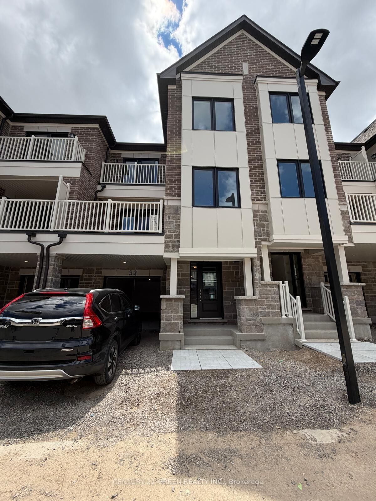 Property Photo: 32 Canyon Drive ON N2R 0V9