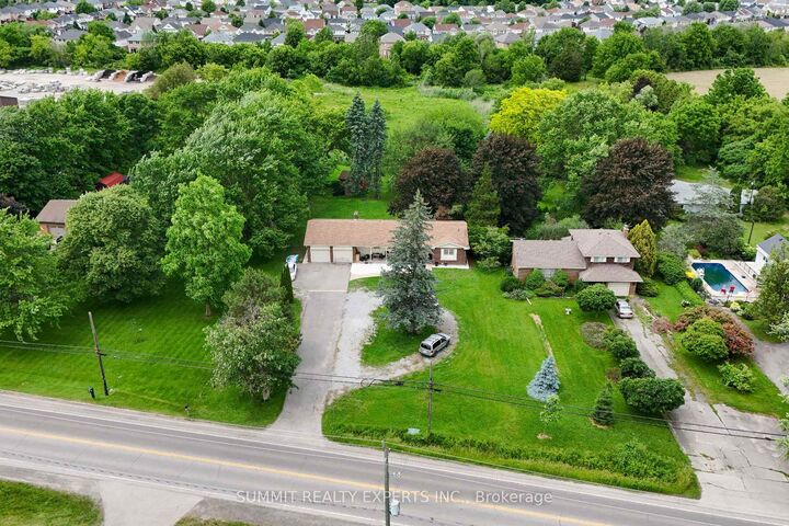Property Photo: 415 Mount Pleasant Road ON N3T 5L5
